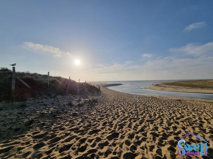 Image No.5-9 Bed Property for sale