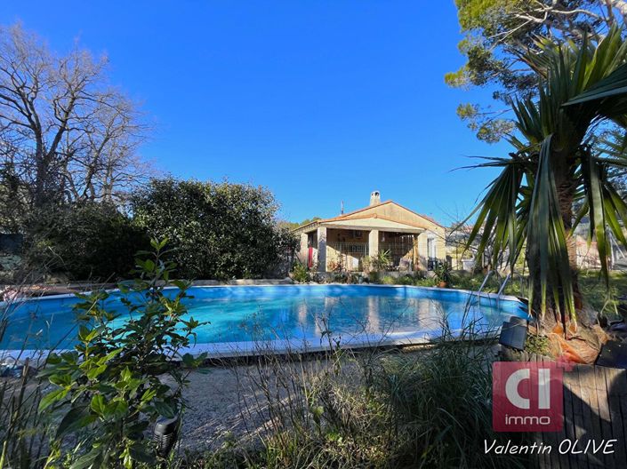 Image No.11-3 Bed House for sale