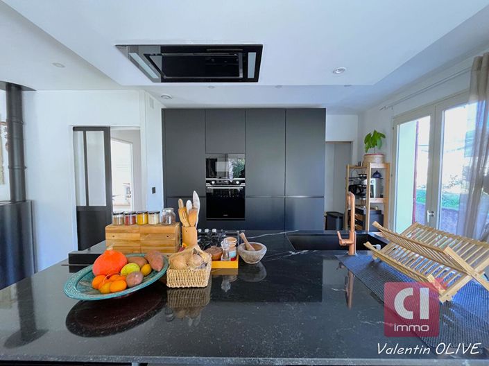 Image No.4-3 Bed House for sale