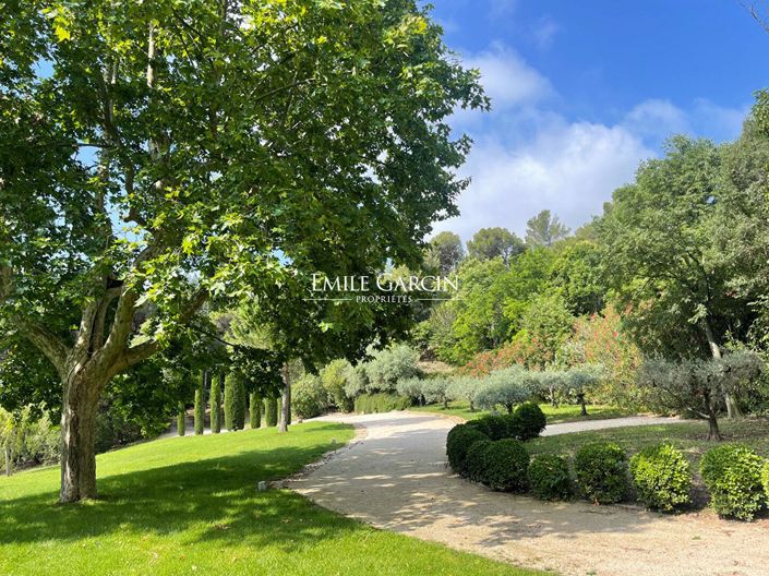 Image No.3-6 Bed House for sale