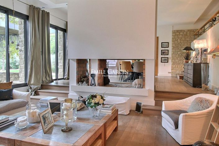 Image No.6-6 Bed House for sale