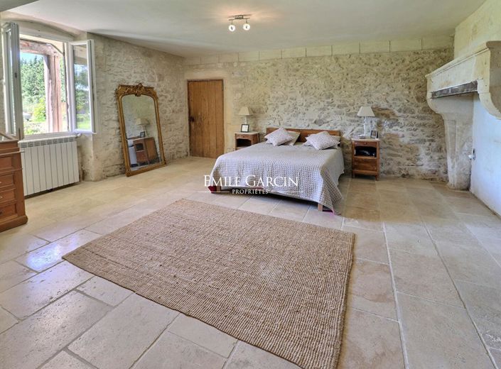 Image No.11-5 Bed House for sale