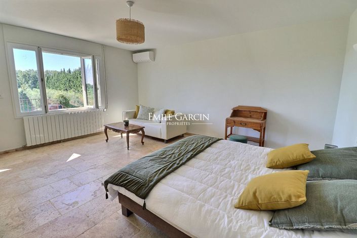 Image No.13-5 Bed House for sale