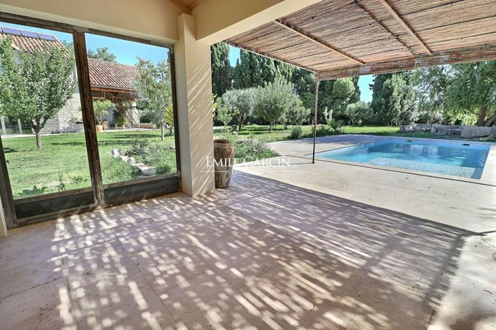 Image No.2-5 Bed House for sale