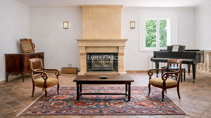 Image No.5-7 Bed Property for sale