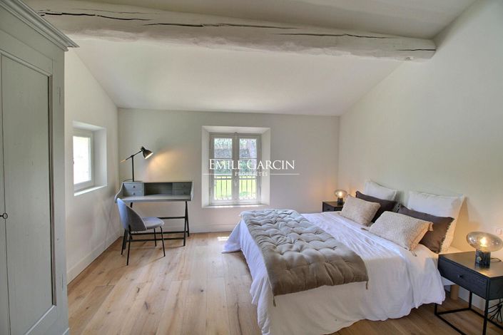 Image No.13-6 Bed House for sale