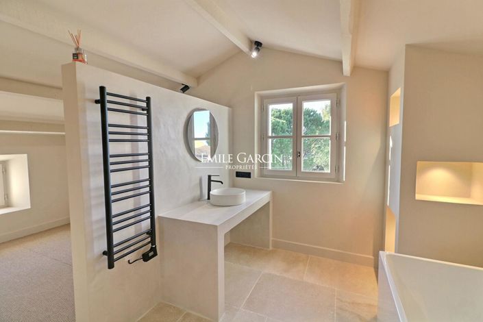 Image No.5-5 Bed House for sale