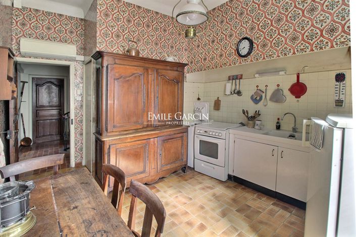 Image No.4-8 Bed House for sale