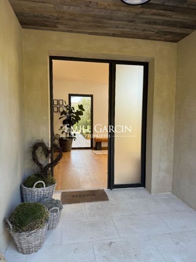 Image No.10-4 Bed House for sale