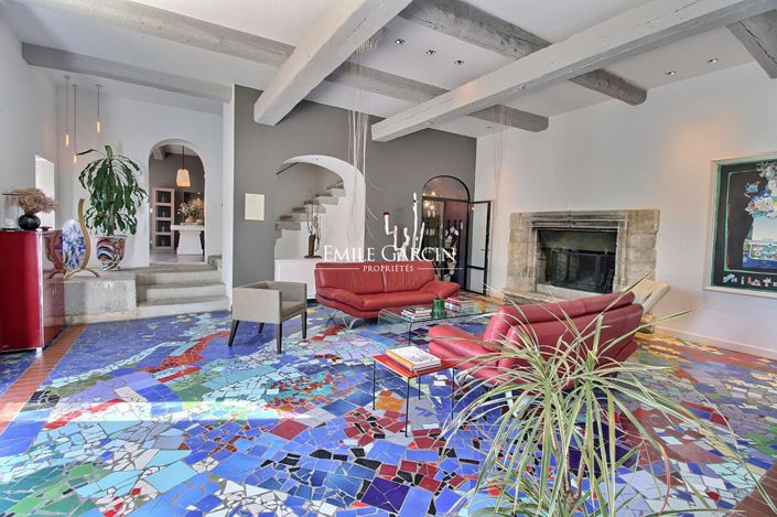 Image No.5-8 Bed Property for sale