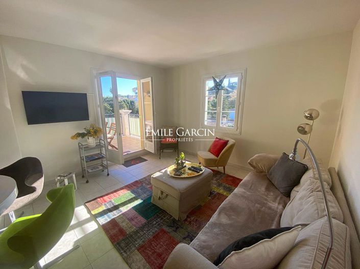 Image No.2-Appartement de 2 chambres à vendre à Saint-Tropez