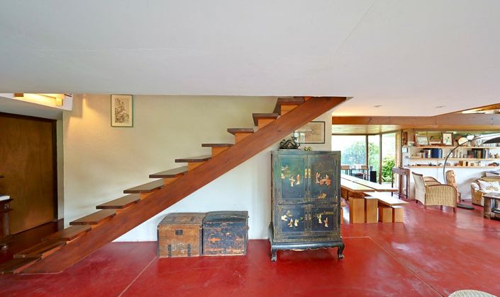 Image No.12-4 Bed House for sale