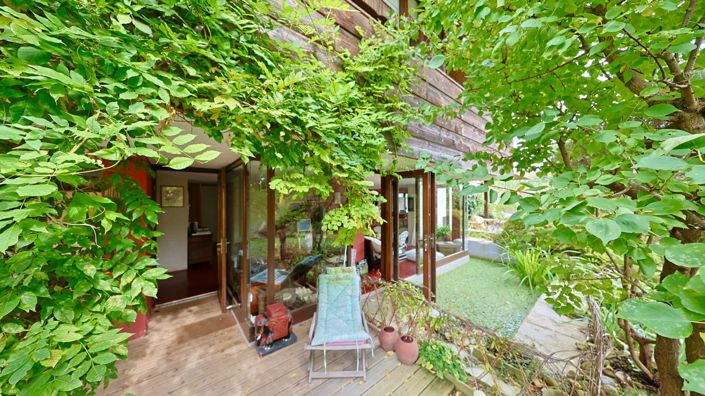 Image No.2-4 Bed House for sale