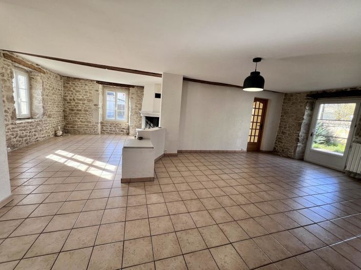 Image No.2-Maison de 4 chambres à vendre à La Chapelle-Onzerain