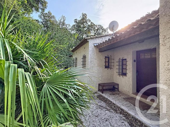 Image No.14-3 Bed House for sale