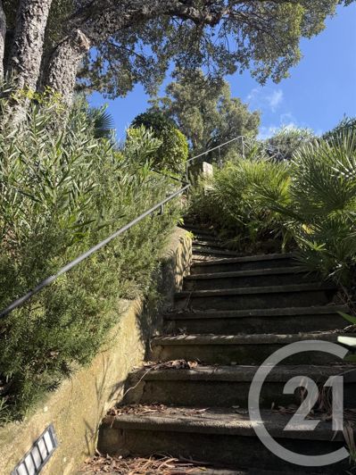 Image No.16-3 Bed House for sale