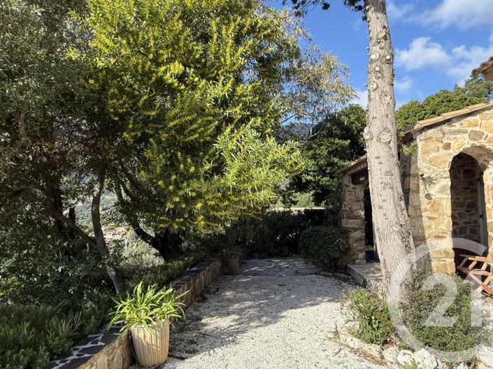 Image No.18-3 Bed House for sale