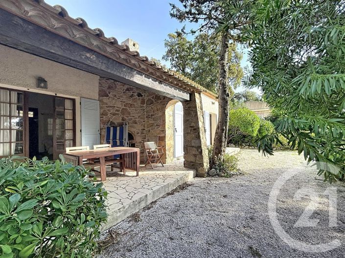 Image No.3-3 Bed House for sale