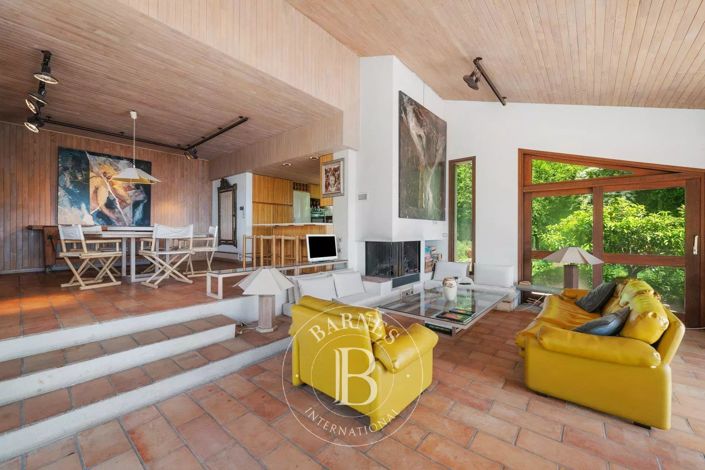 Image No.7-4 Bed House for sale