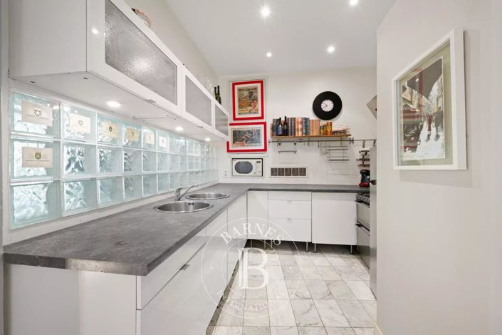 Image No.13-2 Bed Apartment for sale