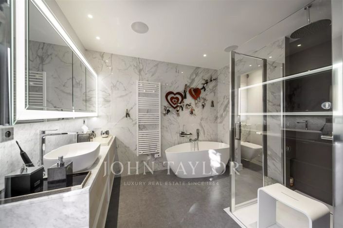 Image No.11-4 Bed House for sale