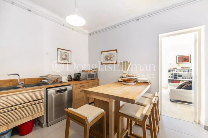 Image No.15-4 Bed House for sale