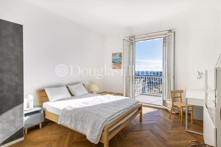 Image No.17-4 Bed House for sale