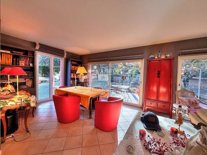 Image No.5-3 Bed House for sale