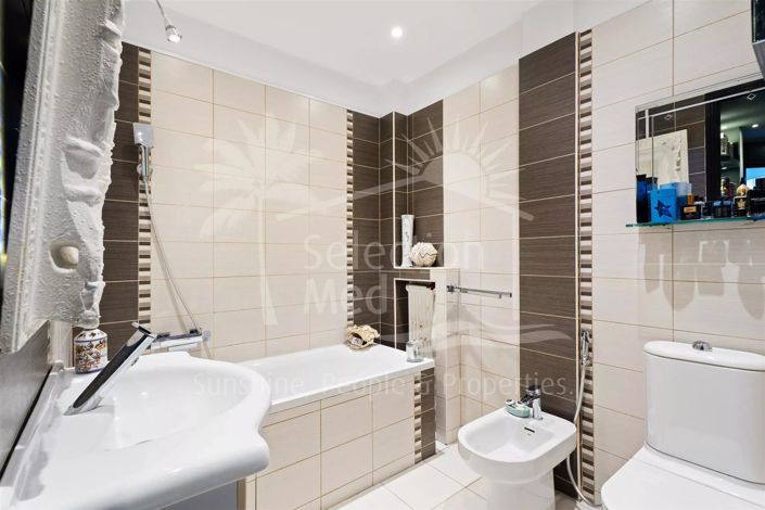 Image No.9-1 Bed Apartment for sale