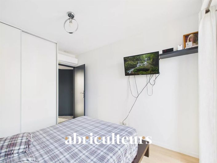 Image No.19-3 Bed House for sale