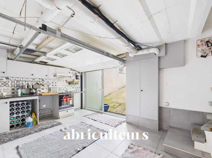 Image No.24-3 Bed House for sale