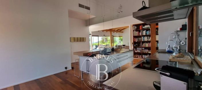 Image No.12-Maison de 7 chambres à vendre à Corse