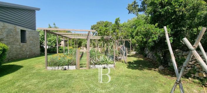 Image No.25-Maison de 7 chambres à vendre à Corse