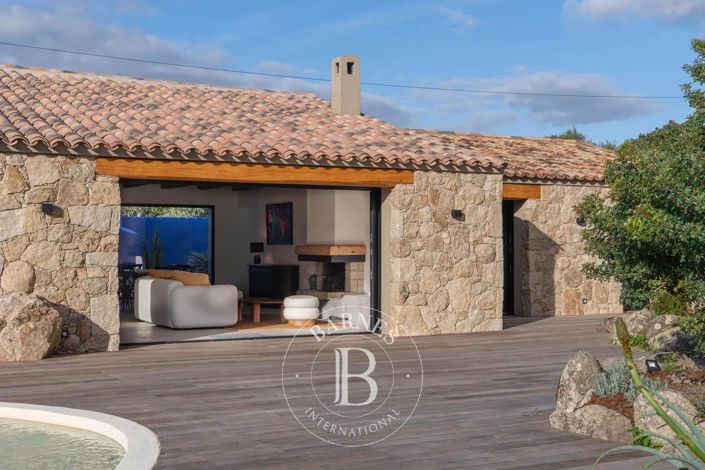 Image No.3-4 Bed House for sale