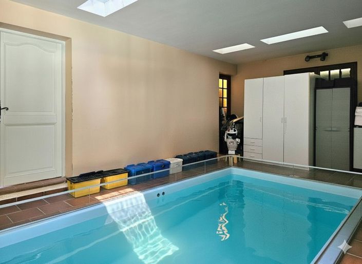 Image No.13-6 Bed House for sale