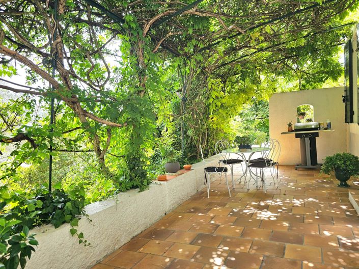 Image No.4-6 Bed House for sale