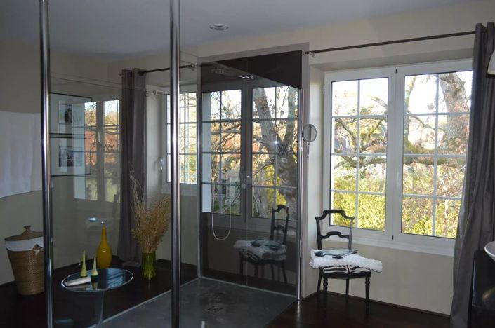 Image No.19-5 Bed House for sale