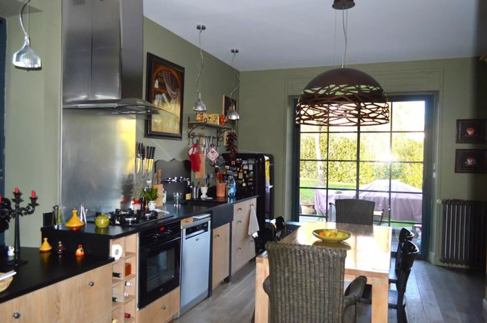 Image No.7-5 Bed House for sale