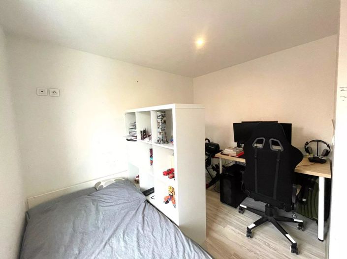 Image No.13-3 Bed House for sale