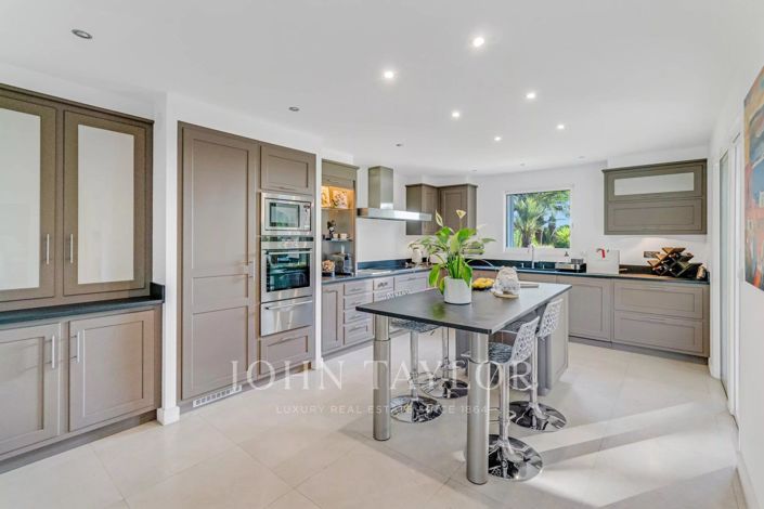 Image No.7-Maison de 6 chambres à vendre à Sainte-Maxime