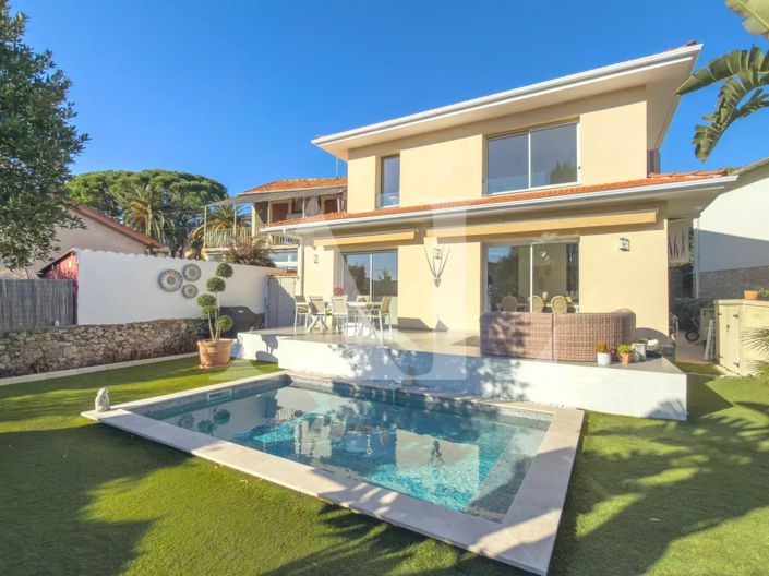 Image No.15-3 Bed House for sale