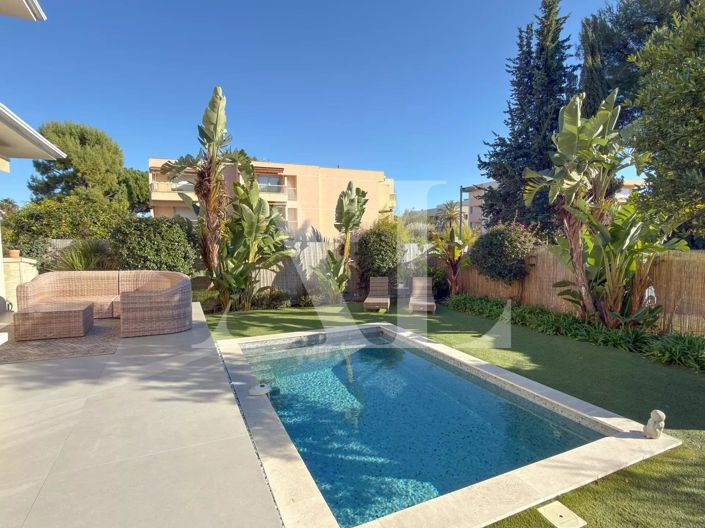 Image No.2-3 Bed House for sale