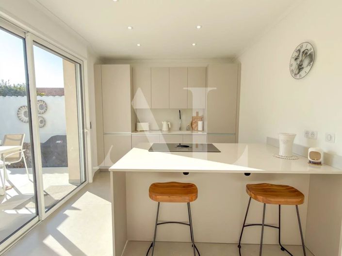 Image No.4-3 Bed House for sale