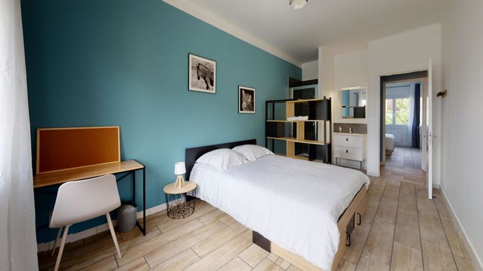 Image No.5-House for sale