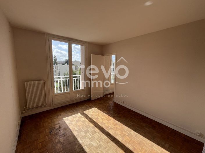 Image No.16-2 Bed Apartment for sale