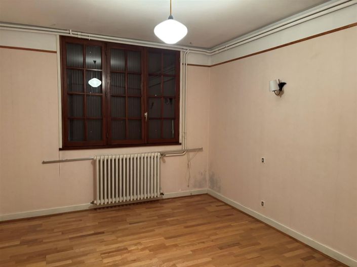 Image No.11-5 Bed House for sale