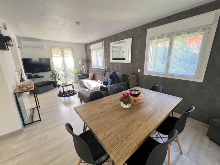 Image No.6-3 Bed House for sale