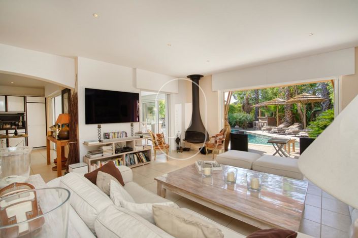 Image No.4-4 Bed Apartment for sale