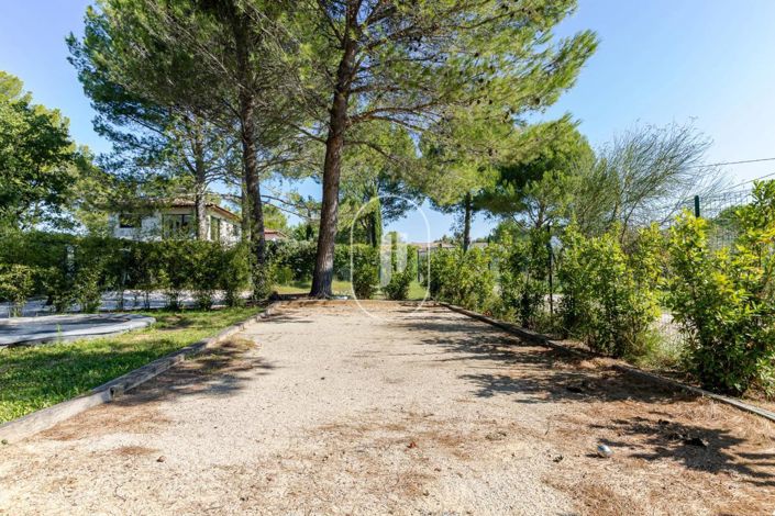 Image No.14-4 Bed House for sale