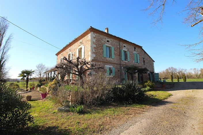 Image No.2-5 Bed House for sale